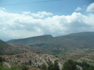Views from the bus heading toward Bogotá. 