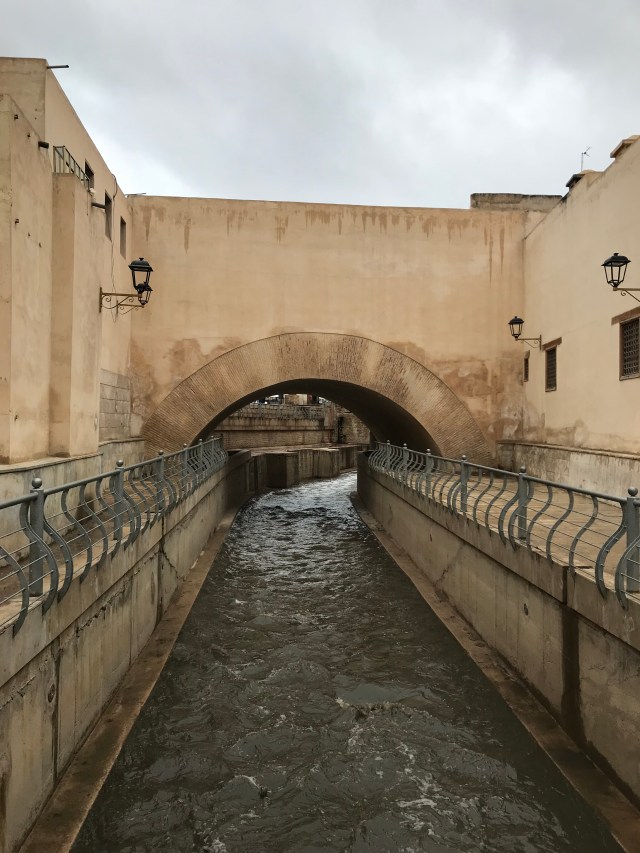 2B2223EE-E009-425E-A220-28DE85D5D589