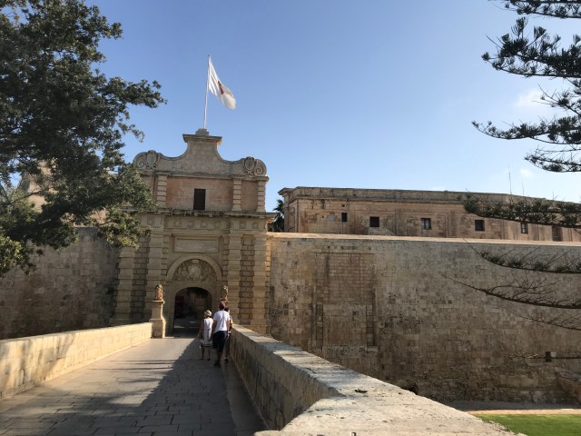 15967EE1-1670-46E5-80C6-2CE2FFFD79D4