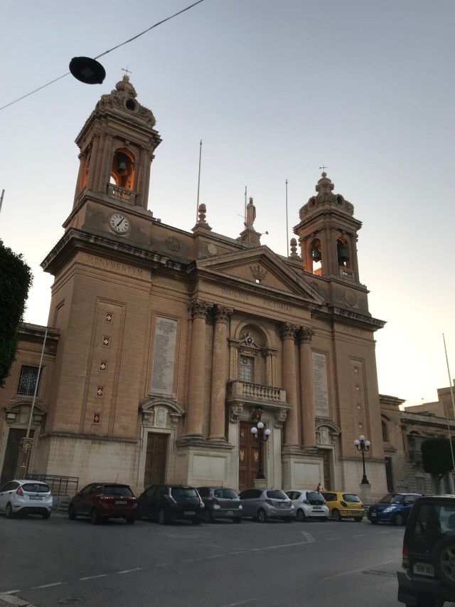 2FF0192B-B3D9-4B62-AAC8-4D25A4E35675