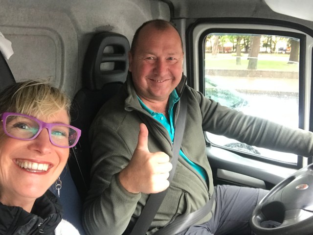 5B6425DD-A0B9-44A3-AF51-91CFDC5C732E