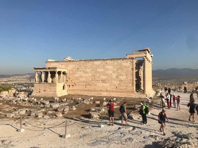 E6AED1D3-39FF-48EB-BF50-83E60A073291