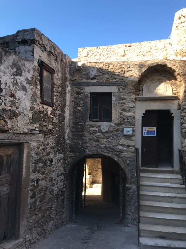 4DB401CA-46C5-4841-9487-2C009D38975D