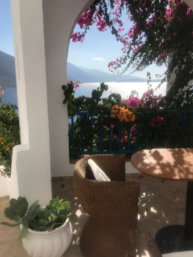 D988C1ED-07A4-4799-8ACE-6CACD6944E27