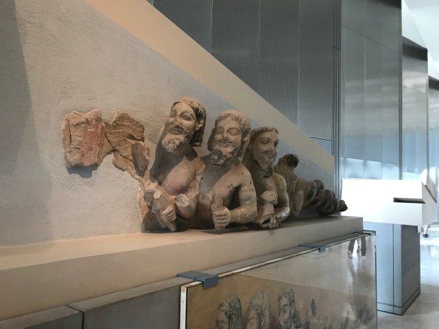 EEC1EB32-240E-4348-989B-372485F7E272